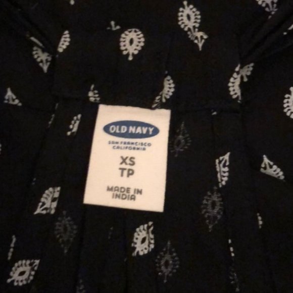 Old Navy Pattern Sundress - Picture 3 of 5